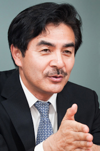 佐藤 正久氏
